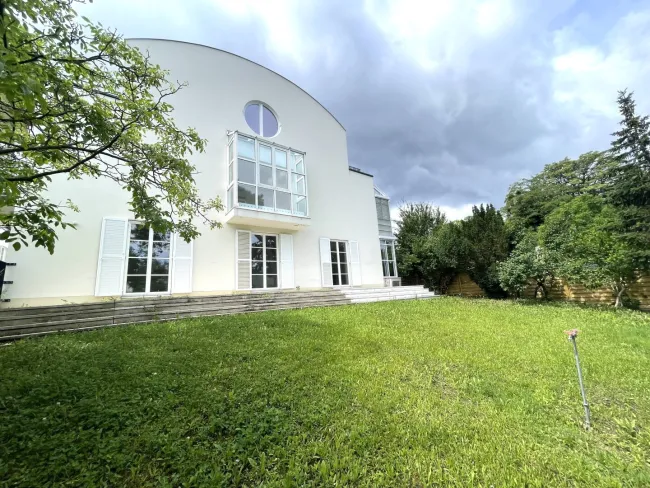 Gartenwohnung mit Weitblick: Prestige Living in Sievering - Bild