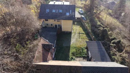 Mensch- und Tierparadies: Mehrparteienhaus mit großem Grundstück - Natur pur