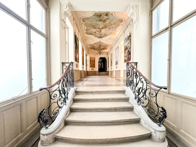 Repräsentative 2-Zimmer-Residenz im geschichtsträchtigen Altbau in 1090 Wien - Titelbild
