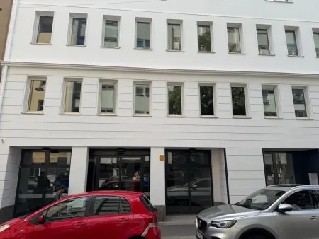 Großzügige Geschäftsfläche mit Top-Sichtbarkeit in der Ziegelofengasse, Nahe Pilgramgasse