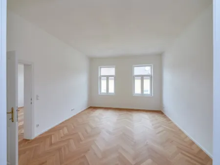 Elegante City-Wohnung mit Altbauflair in der Novaragasse