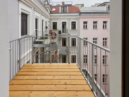 Elegante City-Wohnung mit Altbauflair in der Novaragasse