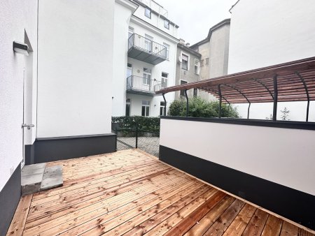 Ihre Sommer-Aktion: Halbe Provision bis Ende August - Urbaner Wohnkomfort mit Freifläche - 3 Zimmer Rarität in der Bergsteiggasse