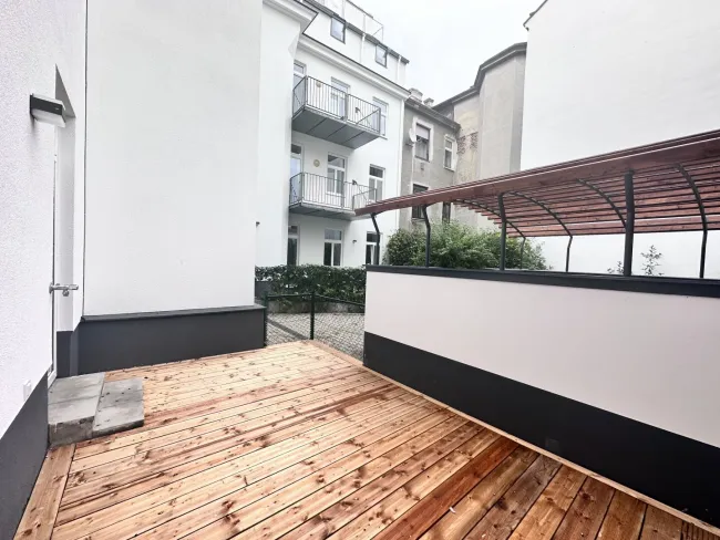 Ihre Sommer-Aktion: Halbe Provision bis Ende August - Urbaner Wohnkomfort mit Freifläche - 3 Zimmer Rarität in der Bergsteiggasse - Bild