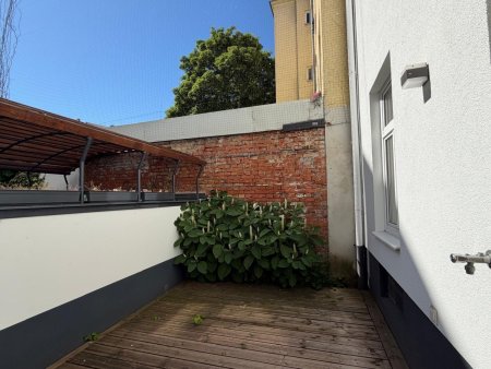 Ihre Sommer-Aktion: Halbe Provision bis Ende August - Urbaner Wohnkomfort mit Freifläche - 3 Zimmer Rarität in der Bergsteiggasse