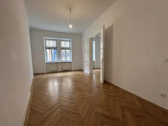sommer-aktion: Bis 31.08.2026 nur die halbe Provision - Wohnen mit Wiener Charme – Altbauflair in der Hofstattgasse - Bild