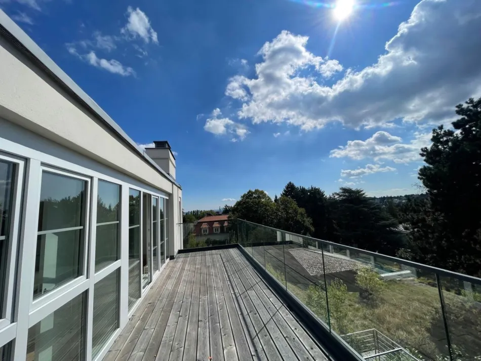 Wohnen mit Weitblick: Stilvolle 2-Ebenen-Wohnung mit Terrassen in der Sieveringerstraße - Bild