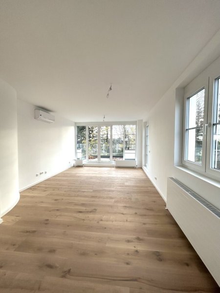 Wohnen mit Weitblick: Stilvolle 2-Ebenen-Wohnung mit Terrassen in der Sieveringerstraße