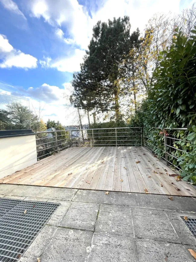 Prestige Living in Sievering: Großzügige Gartenwohnung mit Stil - Bild