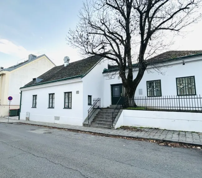 Einzigartige Bürofläche im Herzen von Sievering in einem charmanten Winzerhaus - Bild