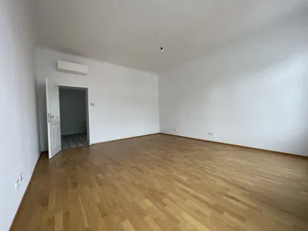 Top-Lage: 69m² Altbau-Wohnung, 2 Zimmer für 400.000 €