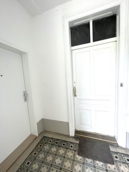 Stadt-Wohnung, 2-Zimmer - mit Potential