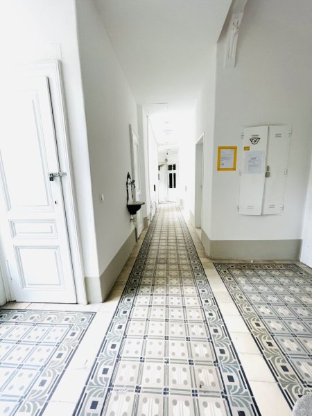 Stadt-Wohnung, 2-Zimmer - mit Potential