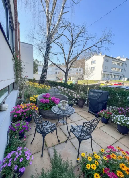 Exklusive 4-Zimmer-Wohnung mit Townhouse-Charakter und Privatgarten in Mauer