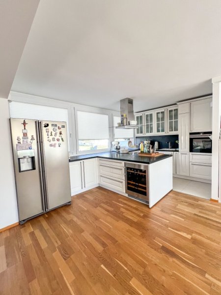 Exklusive 4-Zimmer-Wohnung mit Townhouse-Charakter und Privatgarten in Mauer