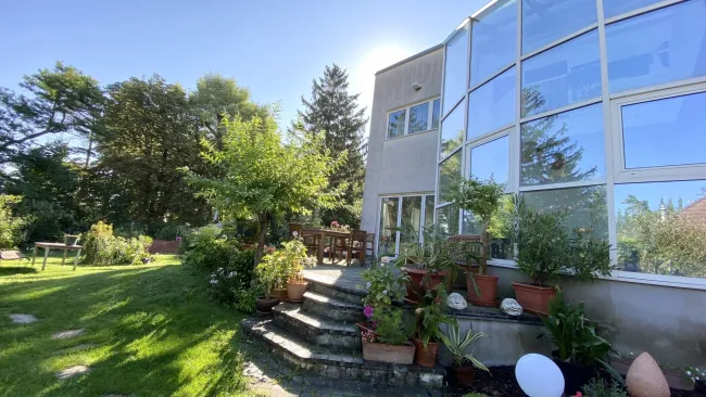 Einfamilienhaus in Speisinger Ruhelage mit großem, schönem Garten zu verkaufen! - Titelbild