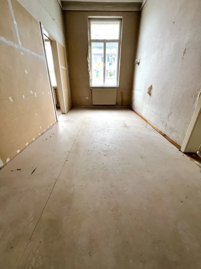 Platz für Ihre Ideen - 3-Zimmer Wohnung mit viel Potenzial zu erwerben - Bild