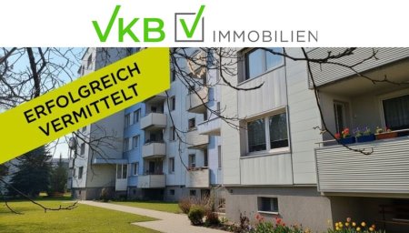 BESTLAGE FROSCHBERG – Stilvolles Wohnen auf 4 Zimmern mit Loggia und Garage