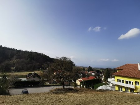 Baugrundstück mit traumhaften Fernblick in ruhiger Lage