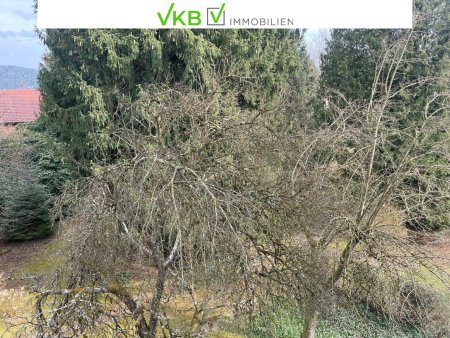 Traumhaftes Baugrundstück mit eigener Zufahrt in bester Lage von Mattighofen!