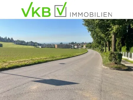 Exklusives Baugrundstück mit traumhafter Aussicht in Leonding/Berg - Bild