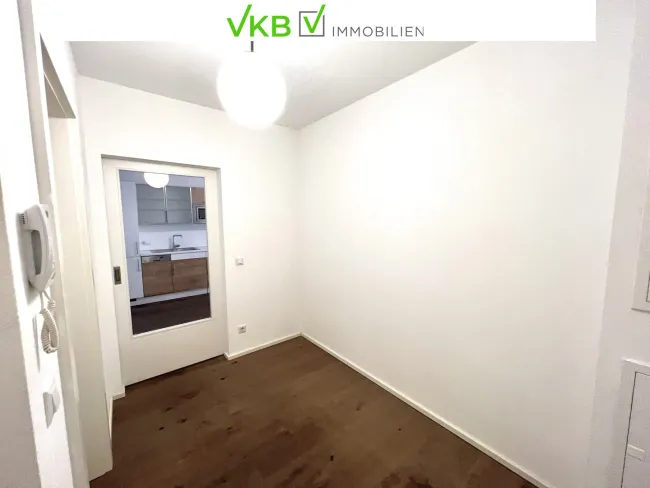 Ruhige 2-Zimmer-Wohnung im Zentrum mit Lift - Bild