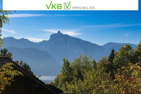 Großzügiges Haus neben dem Traunsee mit Badeplatz!