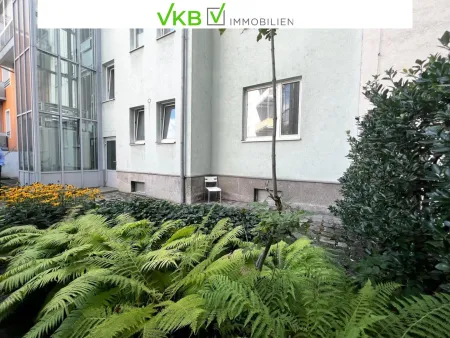 Helle und geräumige 3 - Zimmer Wohnung in guter Lage mit großzügiger Dachterrasse und Lift