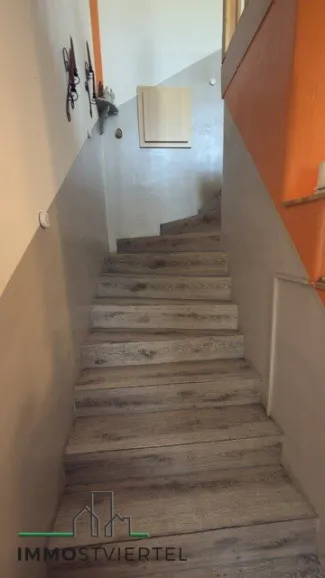 Stiegenaufgang ins OG