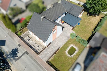 Einfamilienhaus mit Nebengebäude und Carport in Wieselburg!