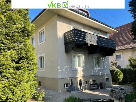 Stilvolle Villa mit künstlerischem Charme in zentraler Lage am Froschberg