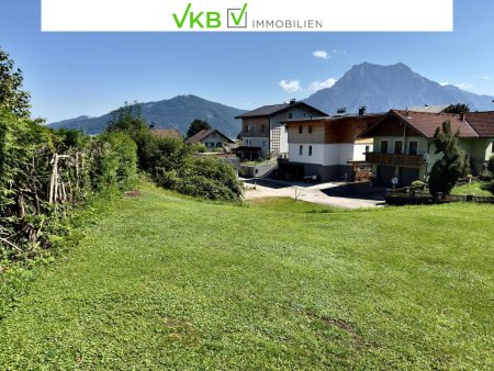 RARITÄT: GRUNDSTÜCK IN RUHELAGE MIT BERGPANORAMA-BLICK (ohne Bauzwang)