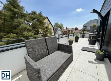 Terrasse mit Aussendusche