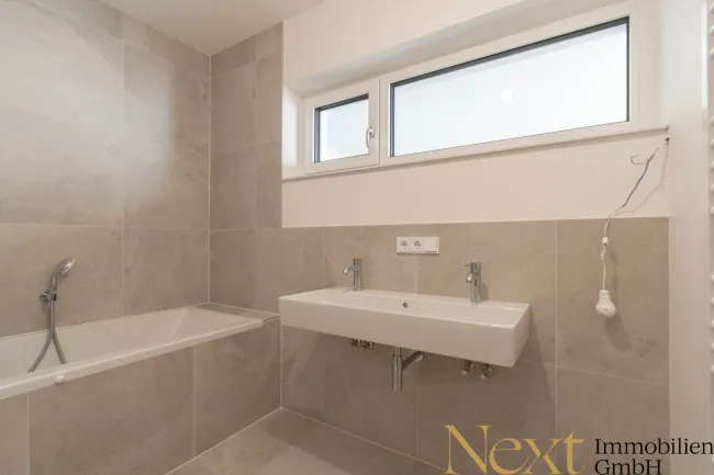 Badezimmer EG