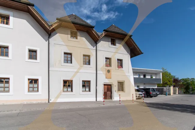 Wohnen mit Geschichte - charmante Altbauwohnung in Wels – Top 4 stilvoll wohnen auf ca. 75 m² - Titelbild