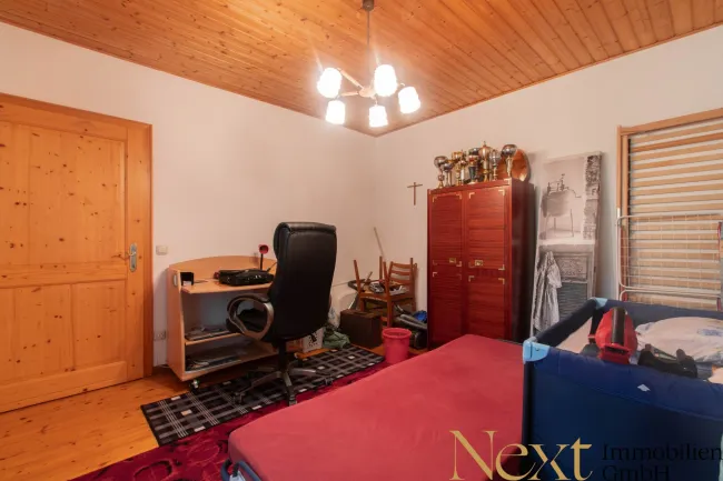 Schlafzimmer III