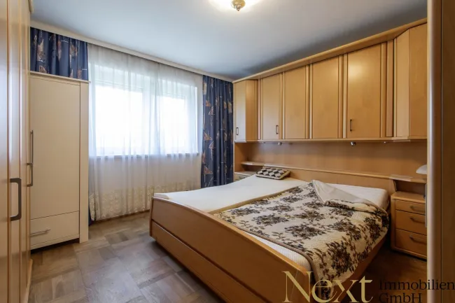 Schlafzimmer I EG