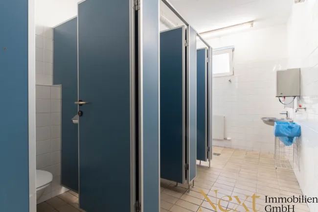 Toiletten I
