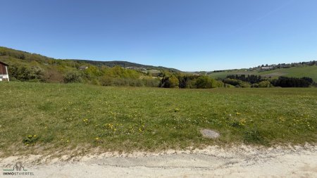 Großes Grundstück mit herrlicher Aussicht auf Maria Taferl und ins Alpenvorland! Hobbylandwirtschaft möglich!