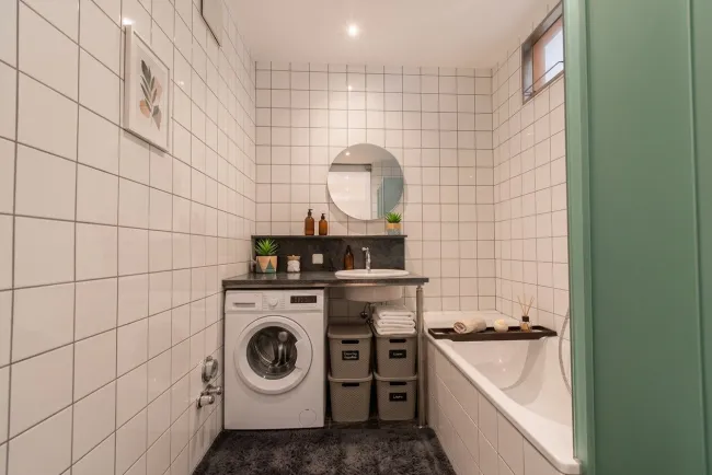 Badezimmer II (KI generiert)