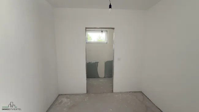 Garderobe und WC im OG