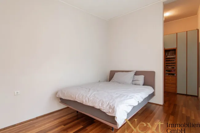 Schlafzimmer I OG