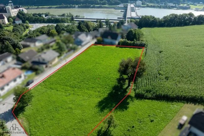Baurechtsgrundstück in Top Aussichtslage mit Projektentwurf für Bauträger! - Titelbild