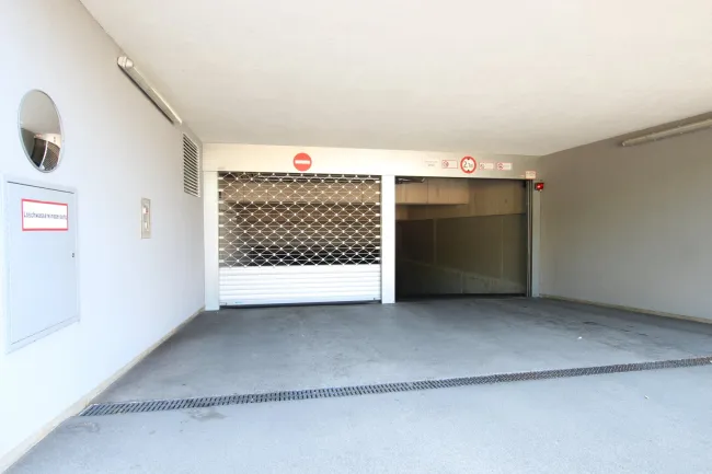 PROVISIONSFREI: PKW TIEFGARAGENSTELLPLATZ, BESTLAGE IM ZENTRUM VON KORNEUBURG!! - Bild