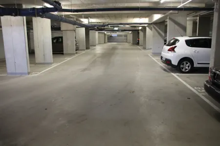 PROVISIONSFREI: PKW TIEFGARAGENSTELLPLATZ, BESTLAGE IM ZENTRUM VON KORNEUBURG!!