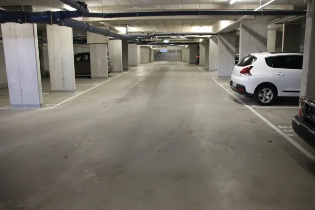 PROVISIONSFREI: PKW TIEFGARAGENSTELLPLATZ, BESTLAGE IM ZENTRUM VON KORNEUBURG!! - Bild
