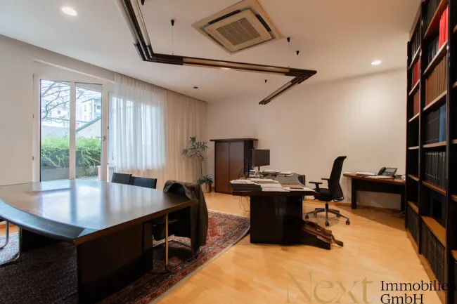 Büro II
