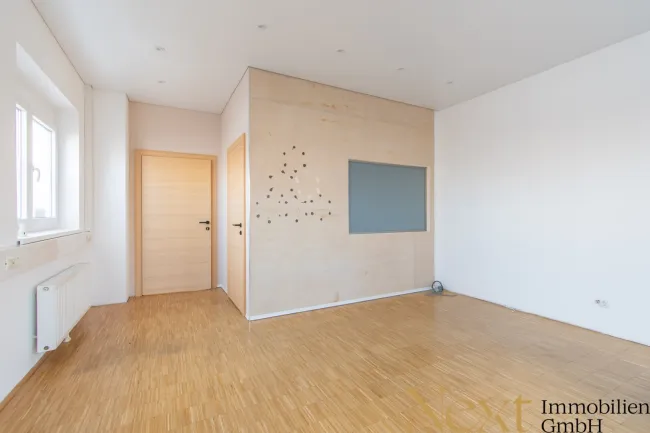 Büro IV