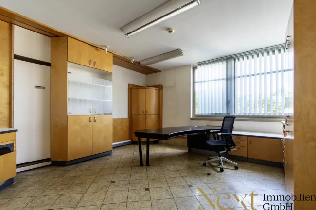Büro II