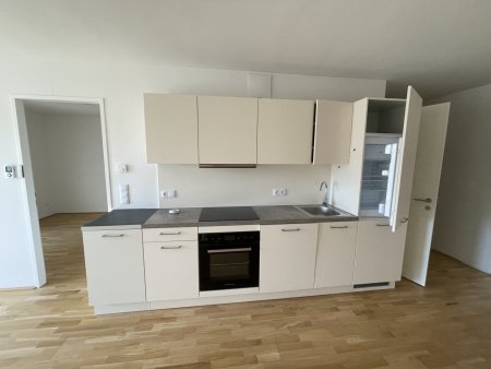 2 Zimmer Wohnung mit Balkon AB SOFORT